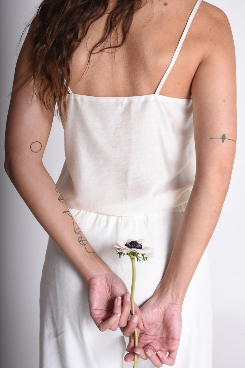 NNIstudio - STRAP Top - Offwhite - XS -