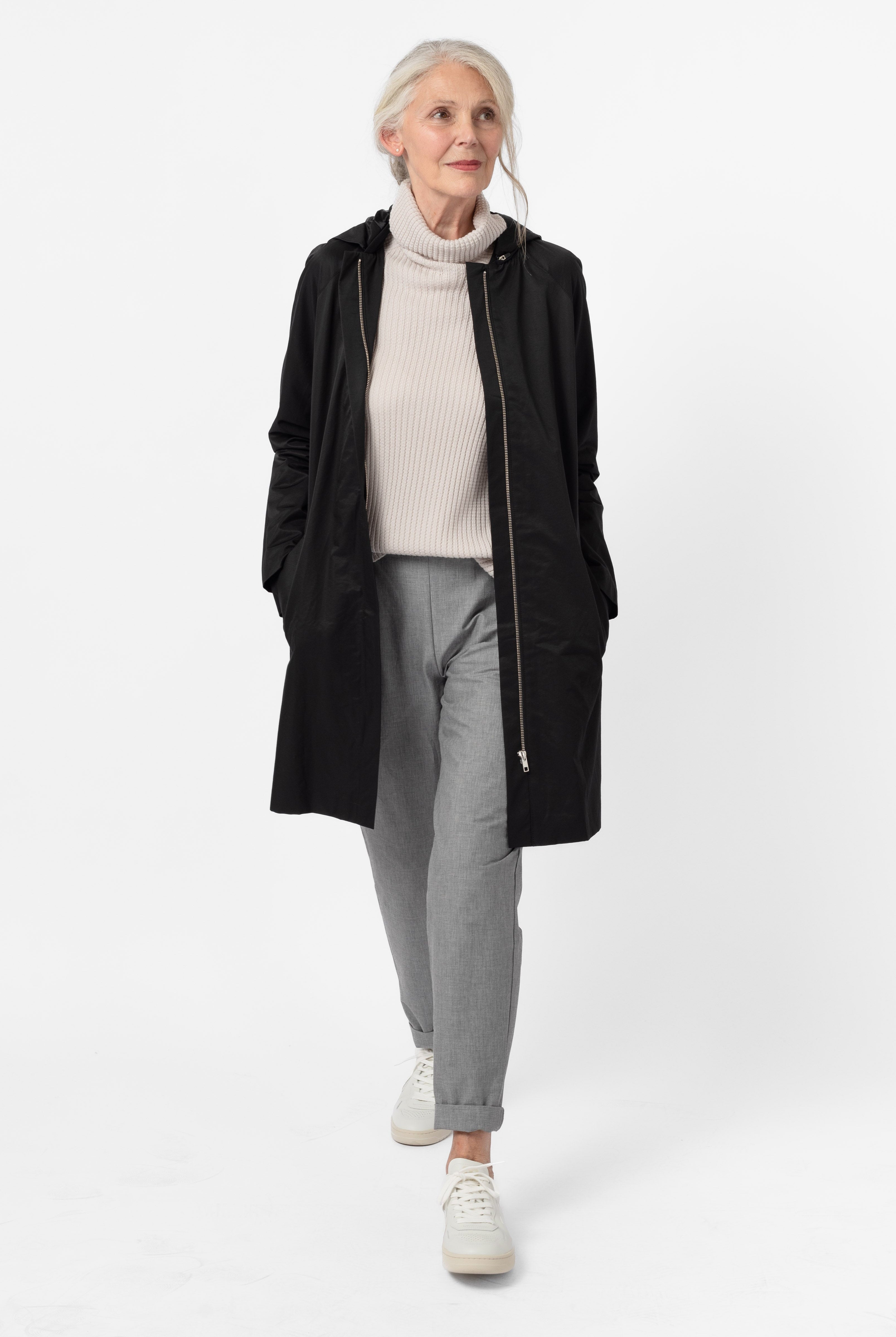 NNIstudio - TRENCHCOAT - Schwarz - XS/S -