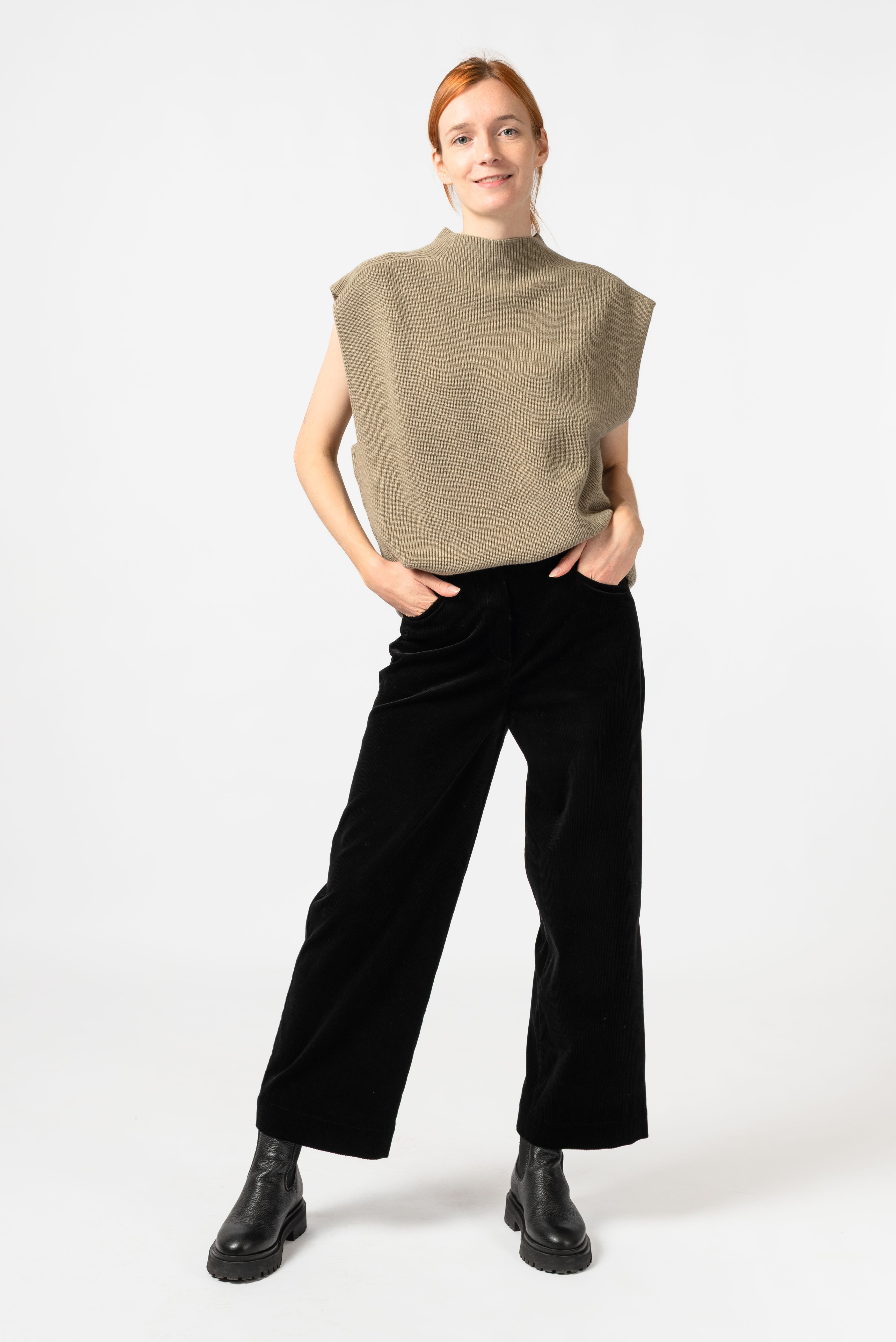 NNIstudio - TURTLENECK Strick - Pullunder - Red Mahogany - XS -
