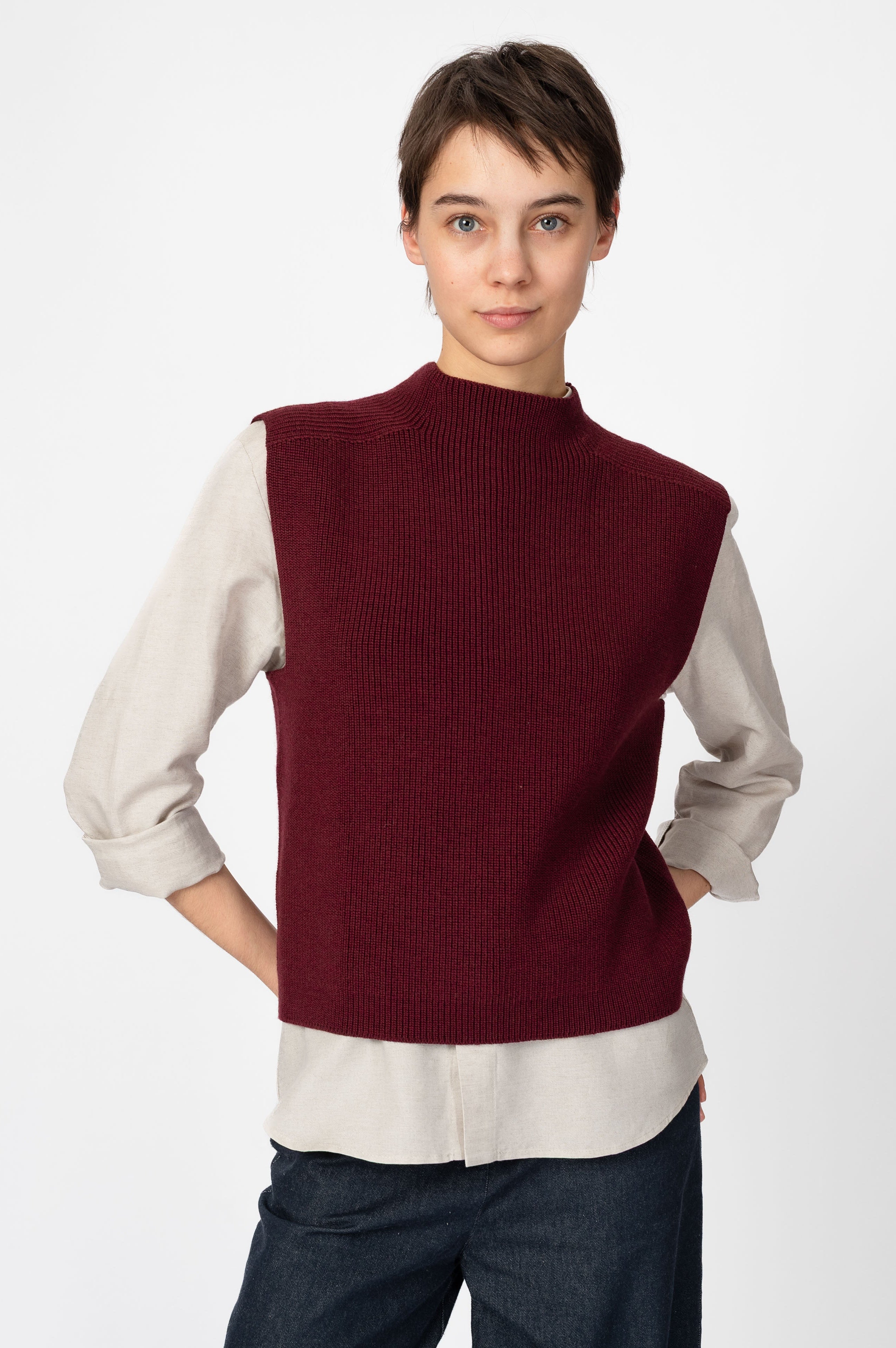 NNIstudio - TURTLENECK Strick - Pullunder - Red Mahogany - XS -