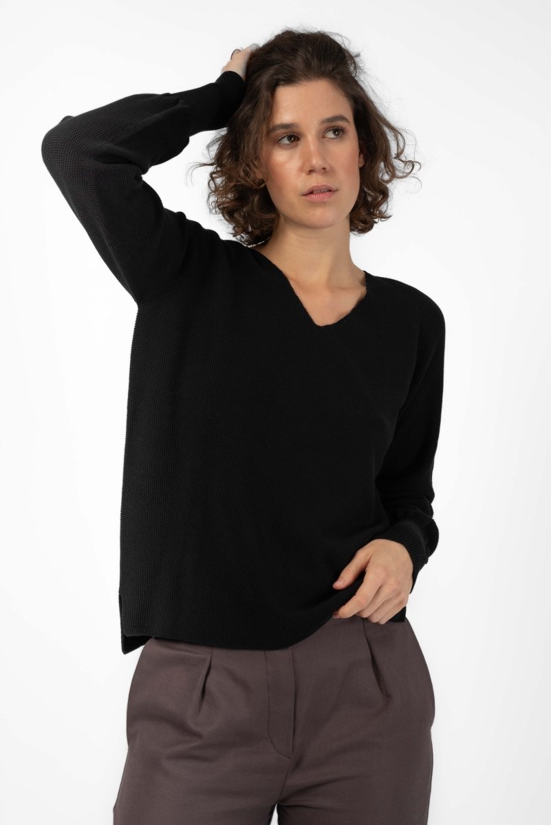 NNIstudio - V Pullover -
