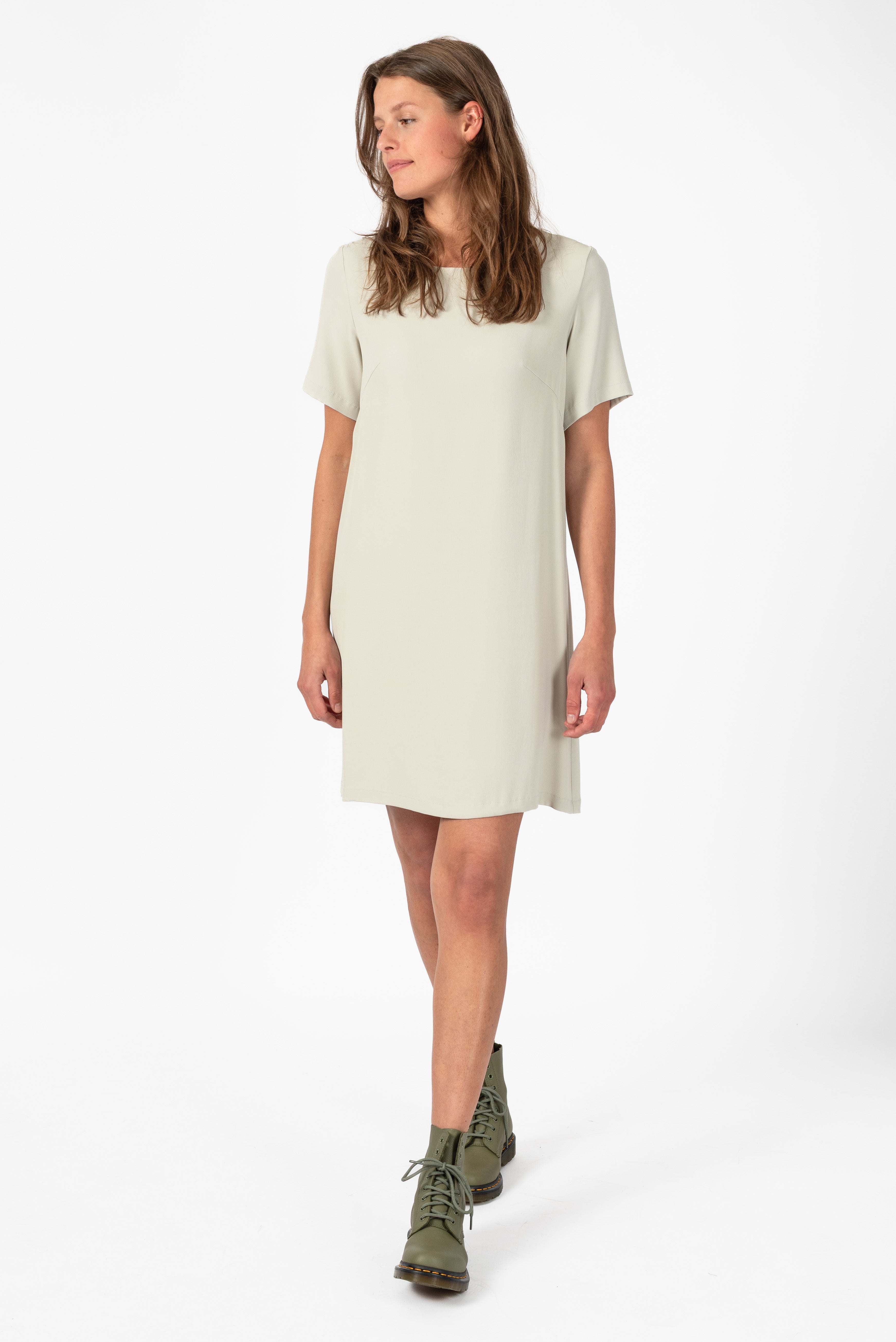 NNIstudio - BOLD Kleid - Apricot - XS/S - 