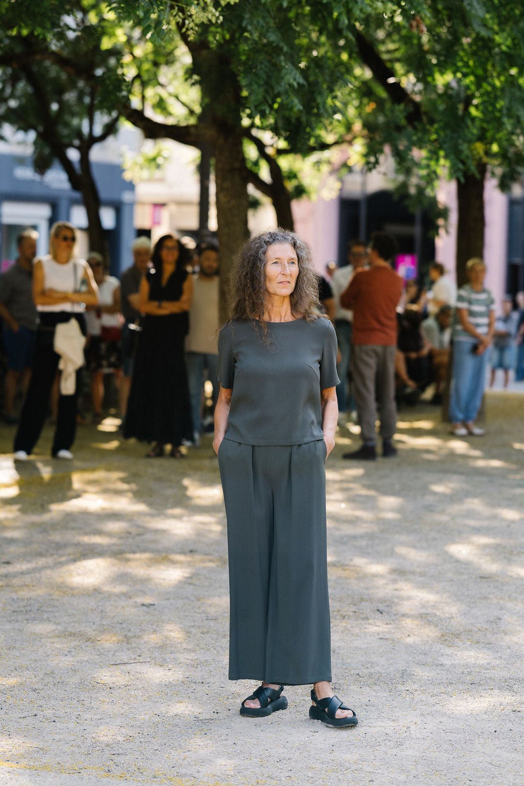 NNIstudio - BOLD Shirt - Beluga Grey - XS/S - 