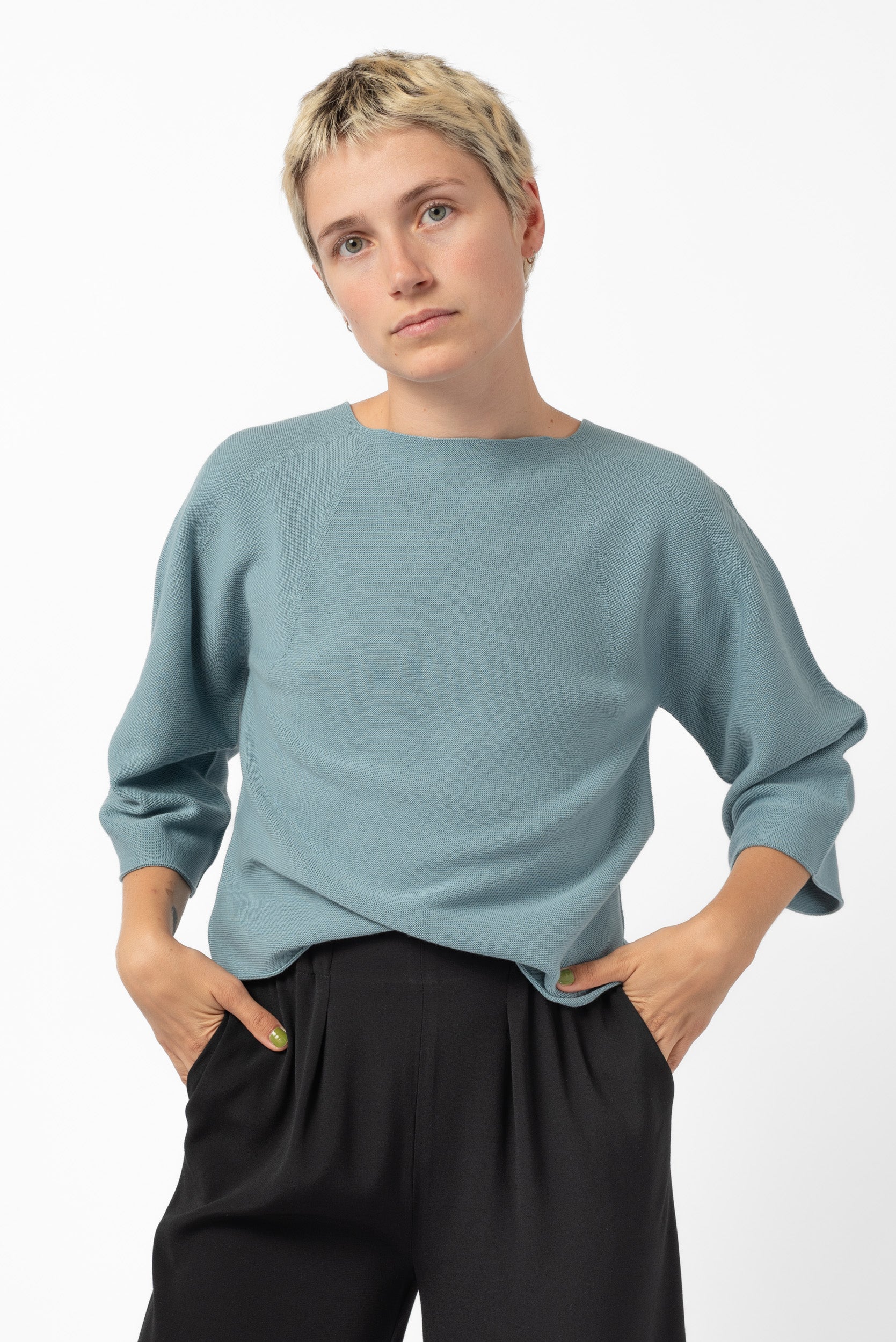 NNIstudio - BOXY Pullover - Hellblau - XS - 