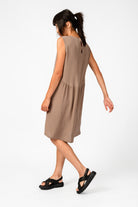 NNIstudio - EAS 1.0 Kleid Crushed - Black - XS -