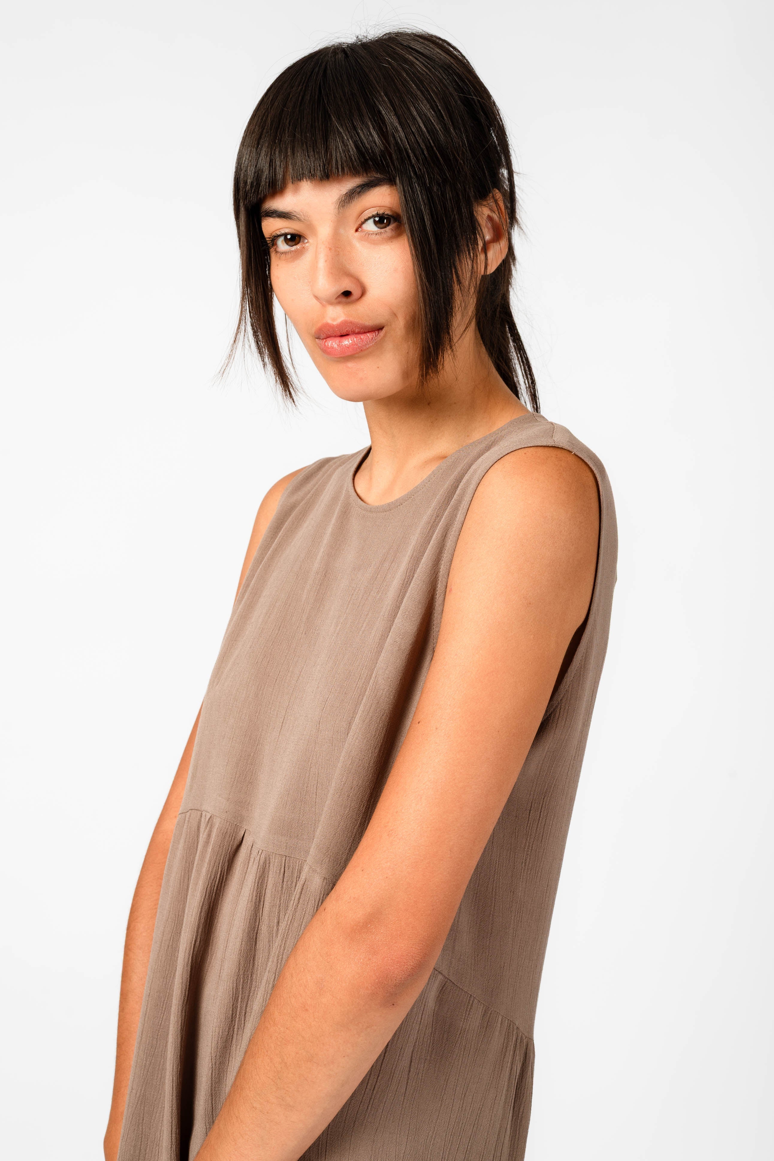 NNIstudio - EAS 1.0 Kleid Crushed - Stucco Beige - XS -