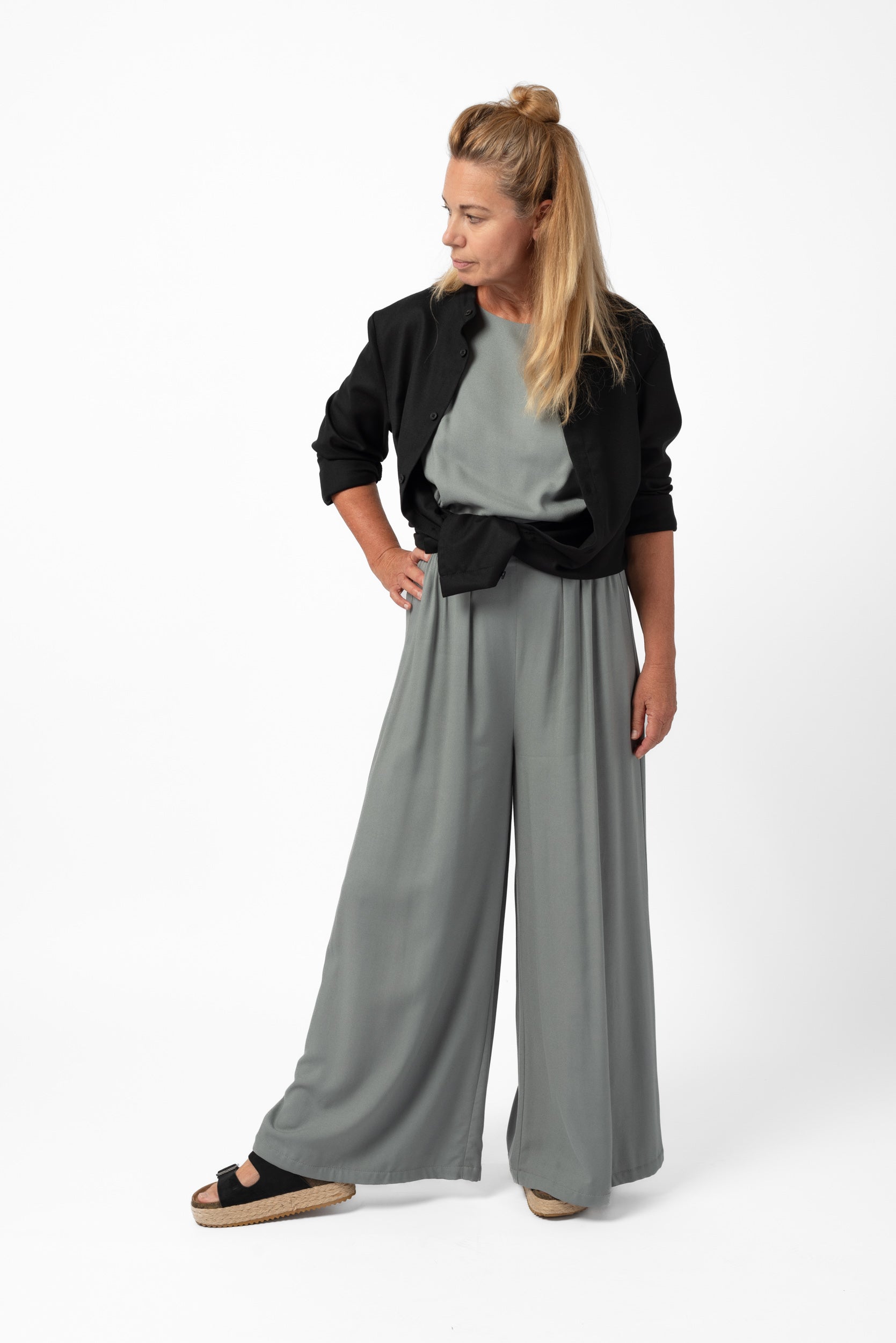 NNIstudio - FLAIR Overall - Hellgrau - XS - 