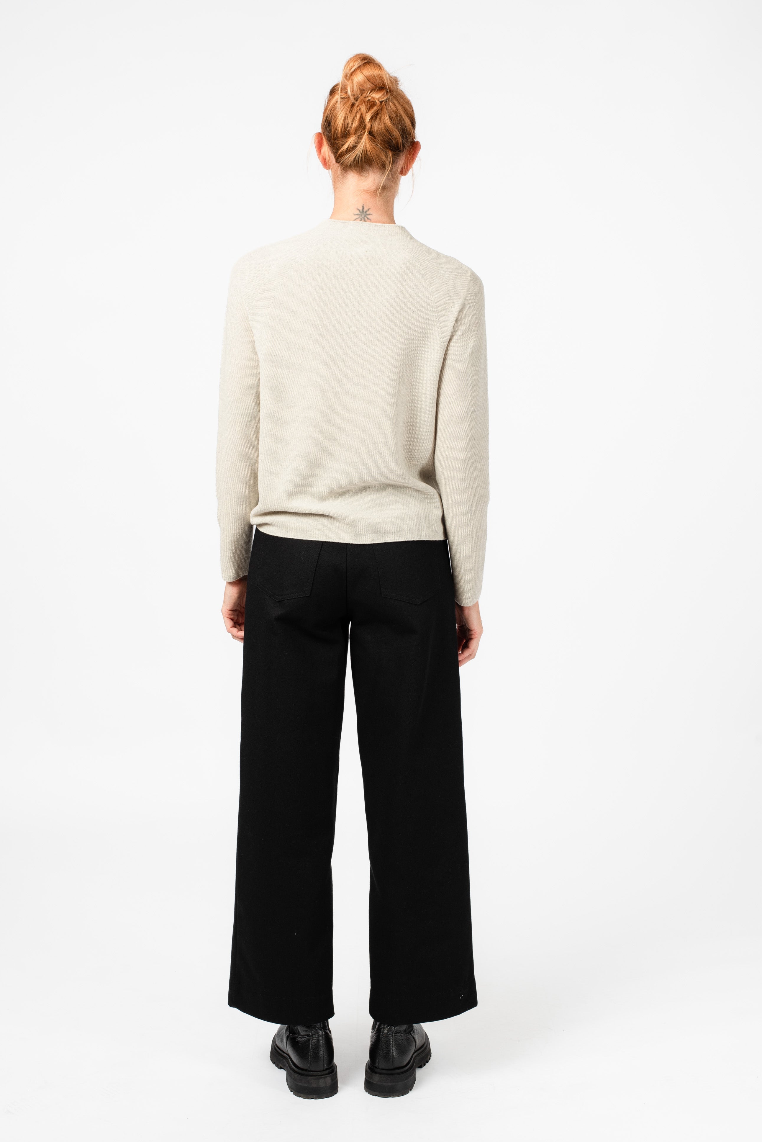 NNIstudio - HALFWAY Strick-Pullover - Apricot - XS cropped fit -