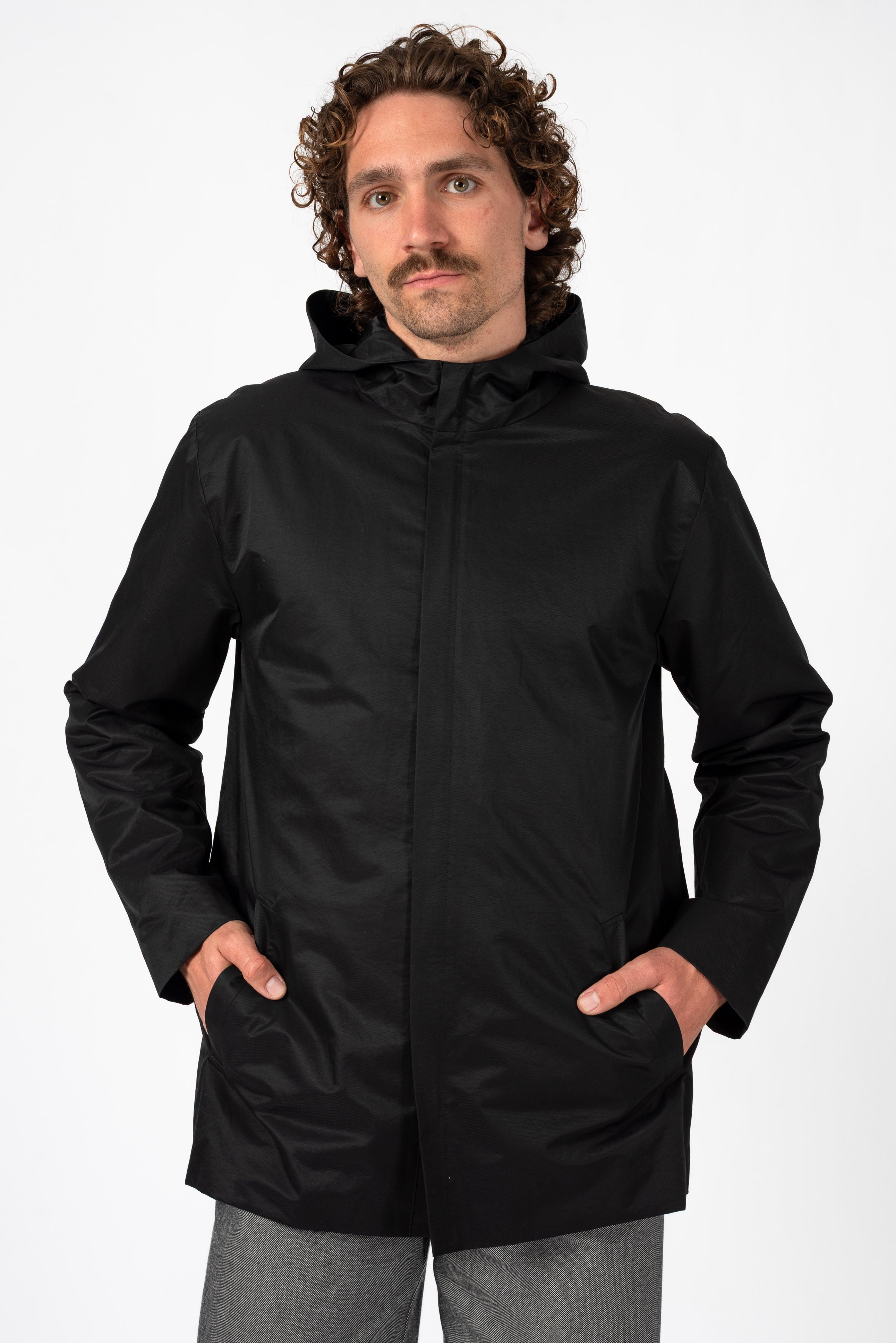 NNIstudio - RAINCOAT - Phantom Black - XS - 