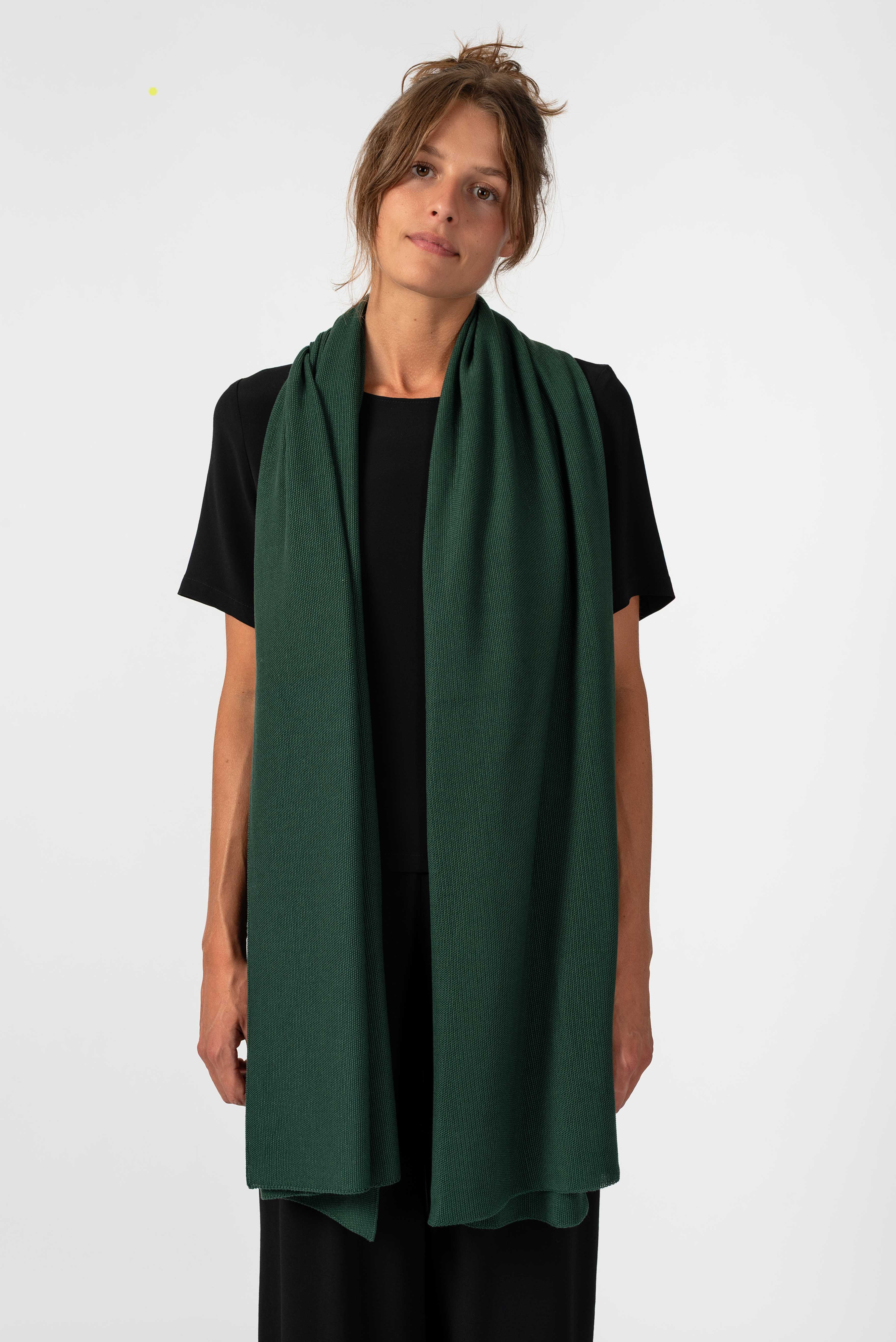 NNIstudio - RICE 2.0 Strick - Stola - Hunter Green - 