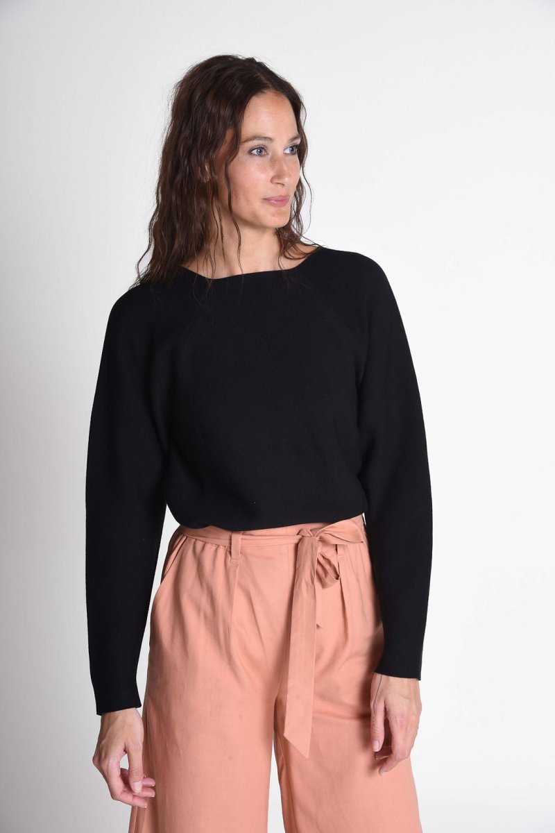 NNIstudio - SLIM Pullover Unisex - Schwarz