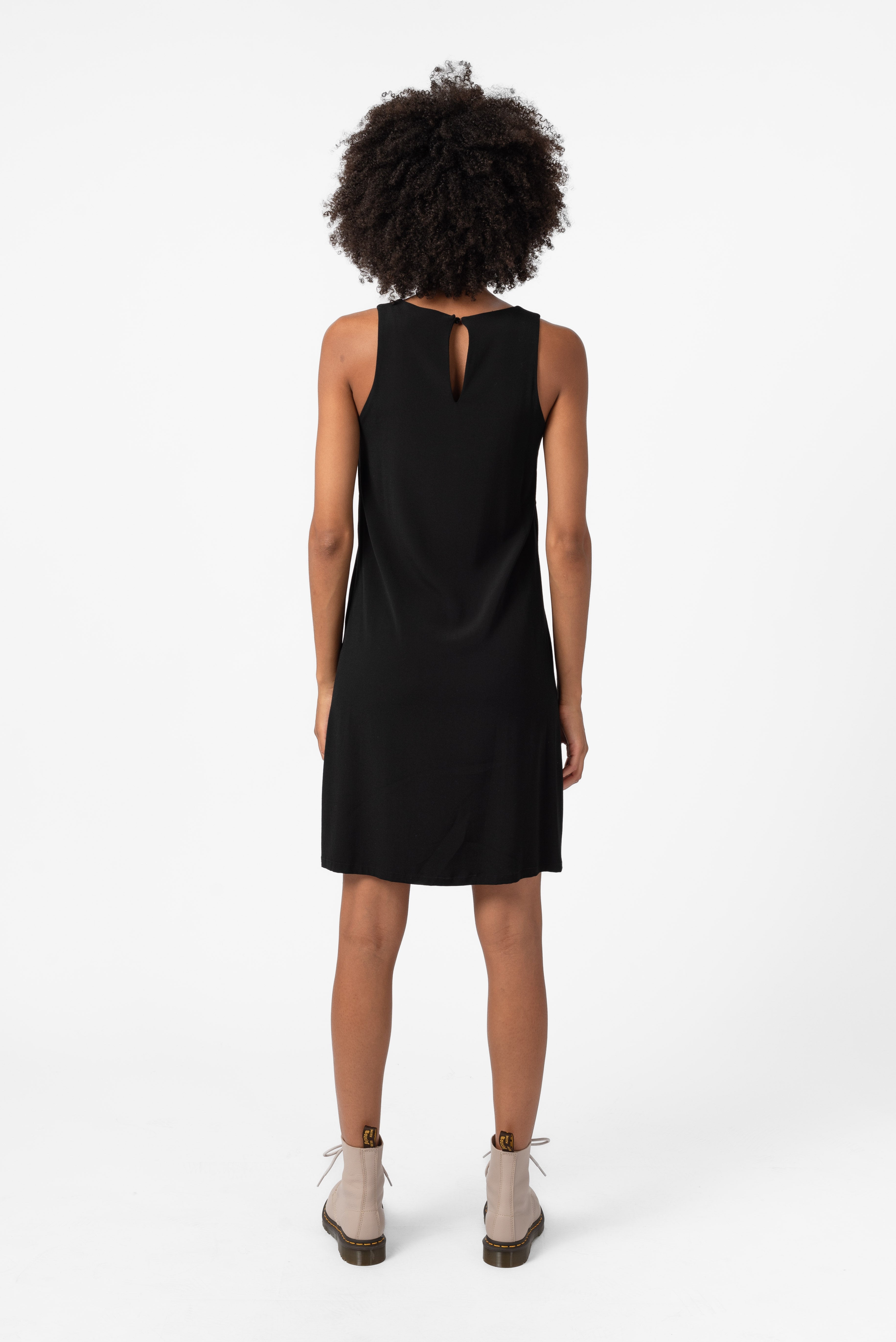 NNIstudio - STRAIGHT Kleid - Schwarz - XS/S - 