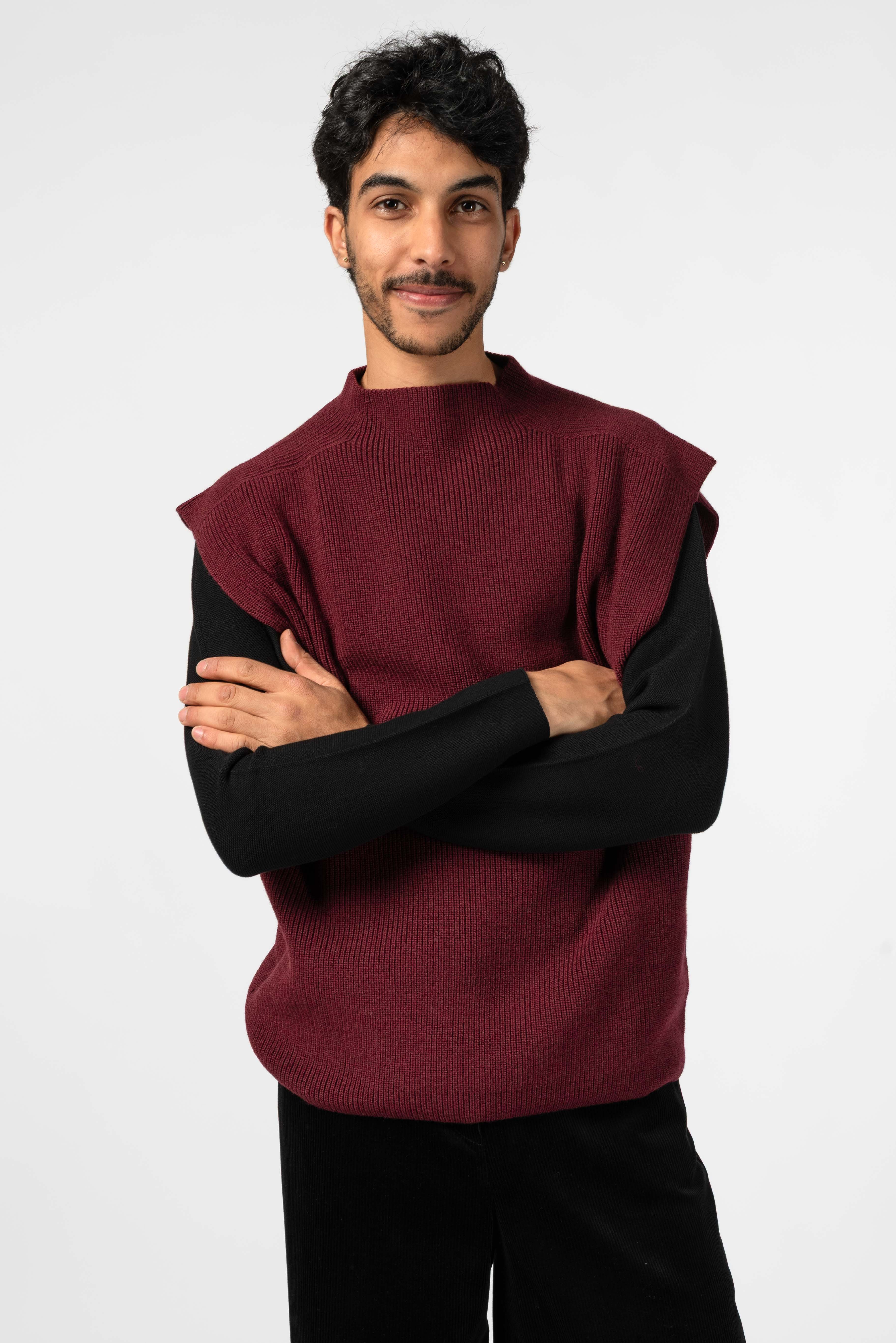 NNIstudio - TURTLENECK Strick - Pullunder - Red Mahogany - XS - 