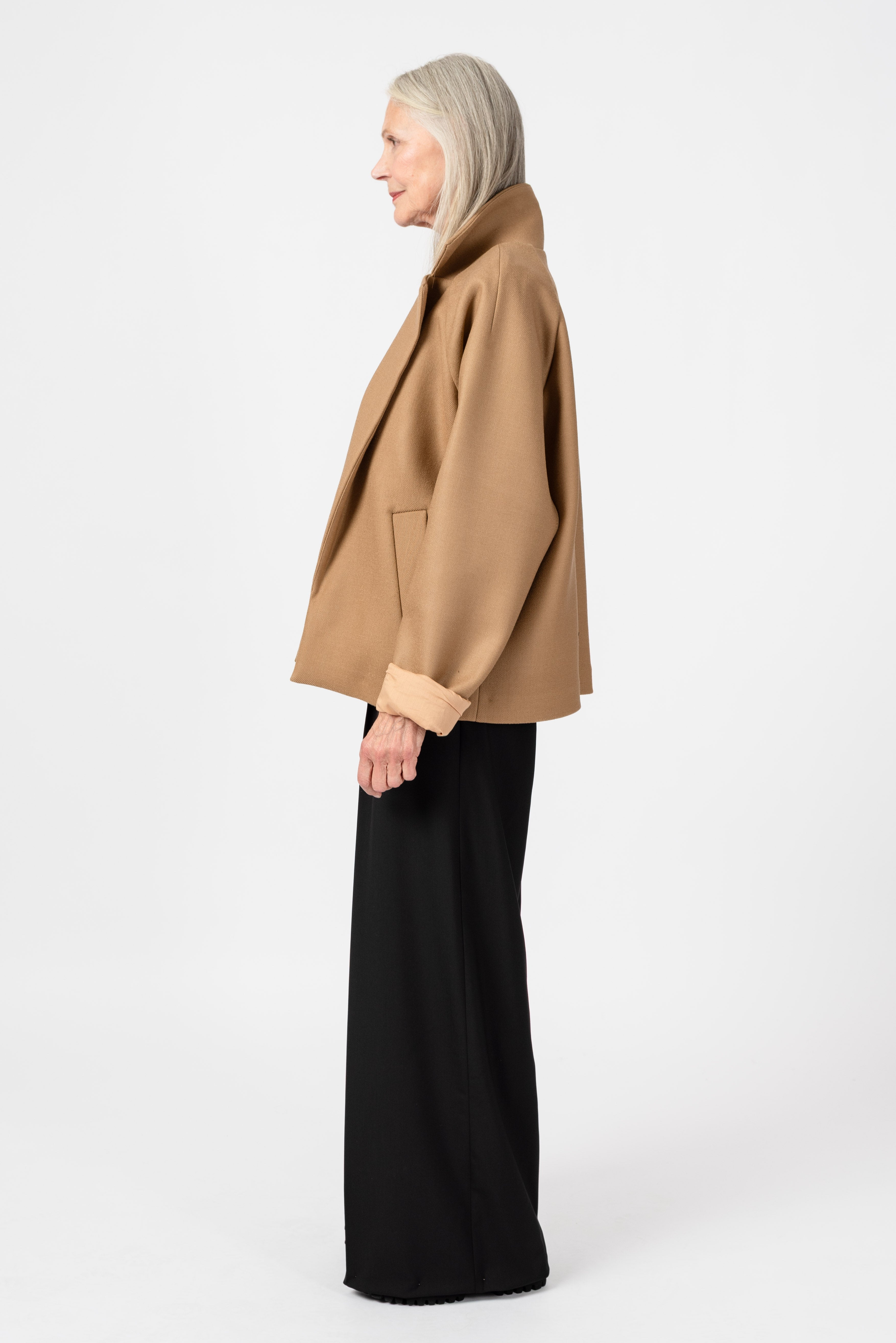 NNIstudio - UNLINED Jacke Wool - Camel - Onesize - 